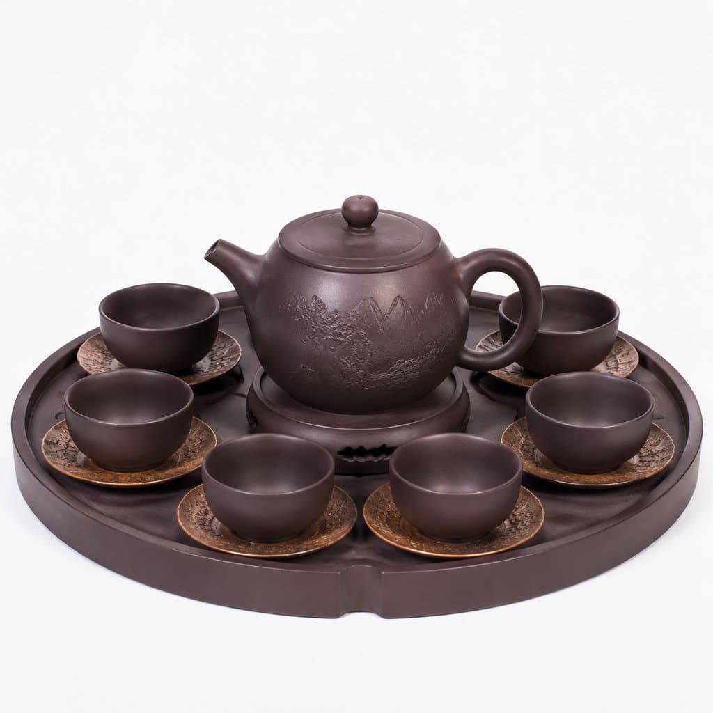紫砂茶具套装，含茶壶与六杯托，现代写实风格