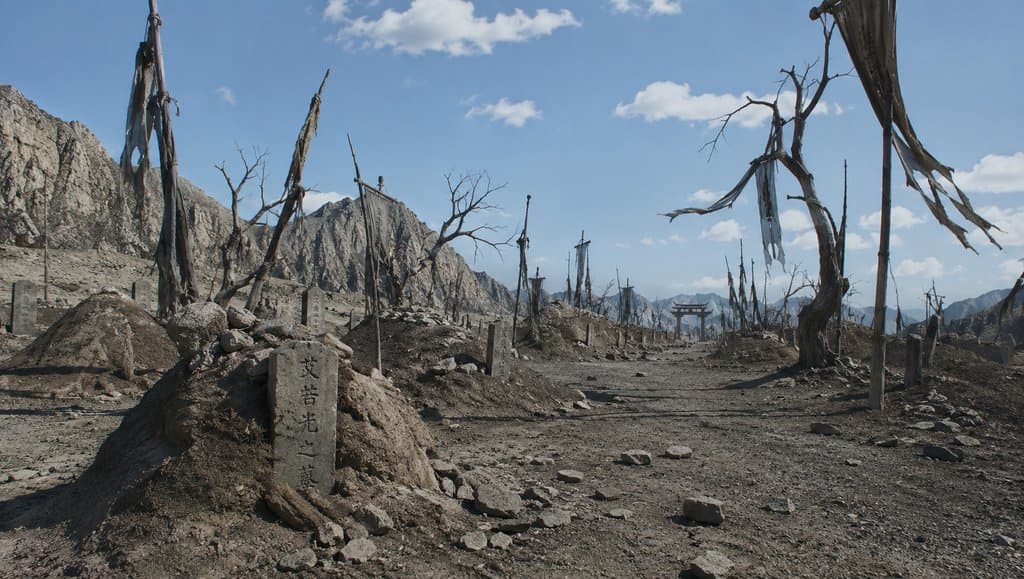 荒坟野地，枯树纸幡，阴森东方神话写实场景